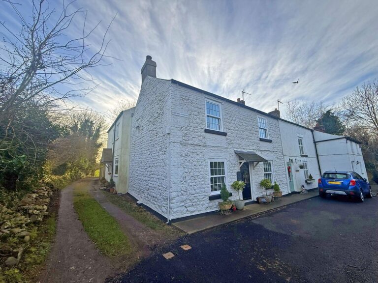 West End Cottages, Muston, Filey